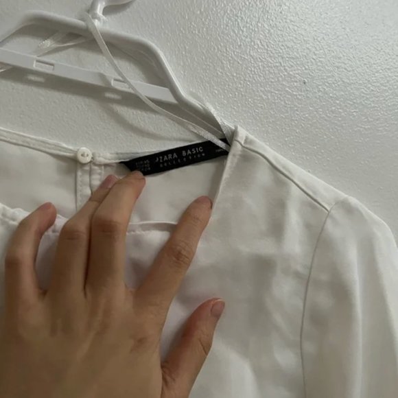 Zara Flowy Sleeve Blouse XS - Picture 6 of 6